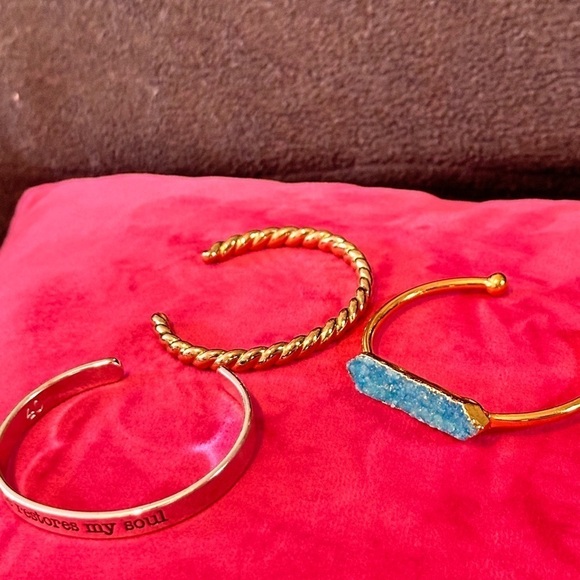 BANGLE BRACELETS Trio Bundle OPEN CUFF Gold and Silver Tone STACKABLE 5459 W - Picture 11 of 14